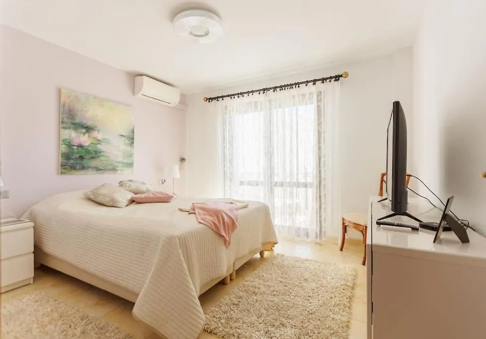 Luxurious Space For Your Vacation Benalmadena Apartment