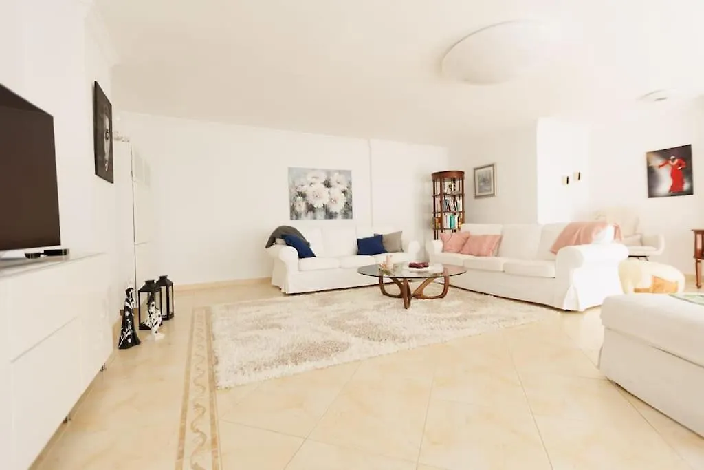 Luxurious Space For Your Vacation Benalmadena Apartment